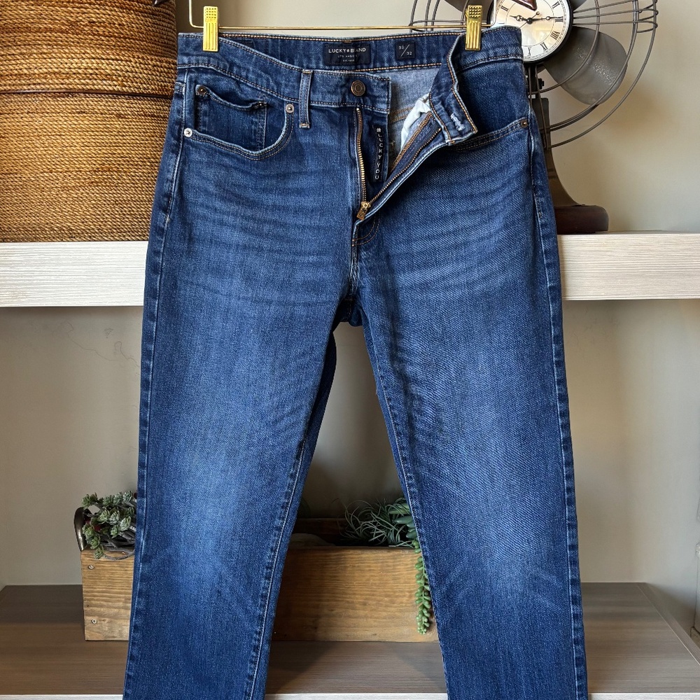 Lucky Brand 121 Slim Straight  Blue Jeans  32/32